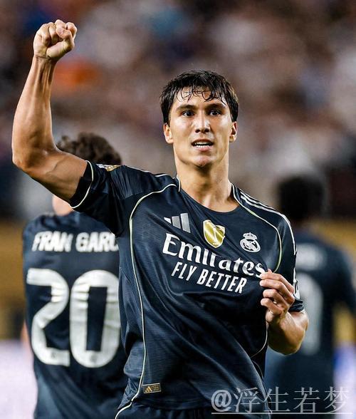 21岁奇才闪耀!皇马晋级8强,3球1助引爆全场,阿隆索展笑颜 21岁奇才闪耀!皇马晋级8强,3球1助引爆全场,阿隆索展笑颜