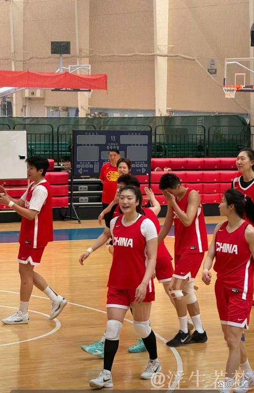 新疆女子手球队 青春力量逐梦前行 新疆女子手球队 青春力量逐梦前行