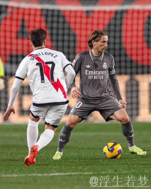 莫德里奇&罗德里戈连线破门庆祝：挺进半决赛！